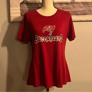 🏈NFL Team Apparel Tampa Bay Buccaneers Women’s T-shirt Size XL